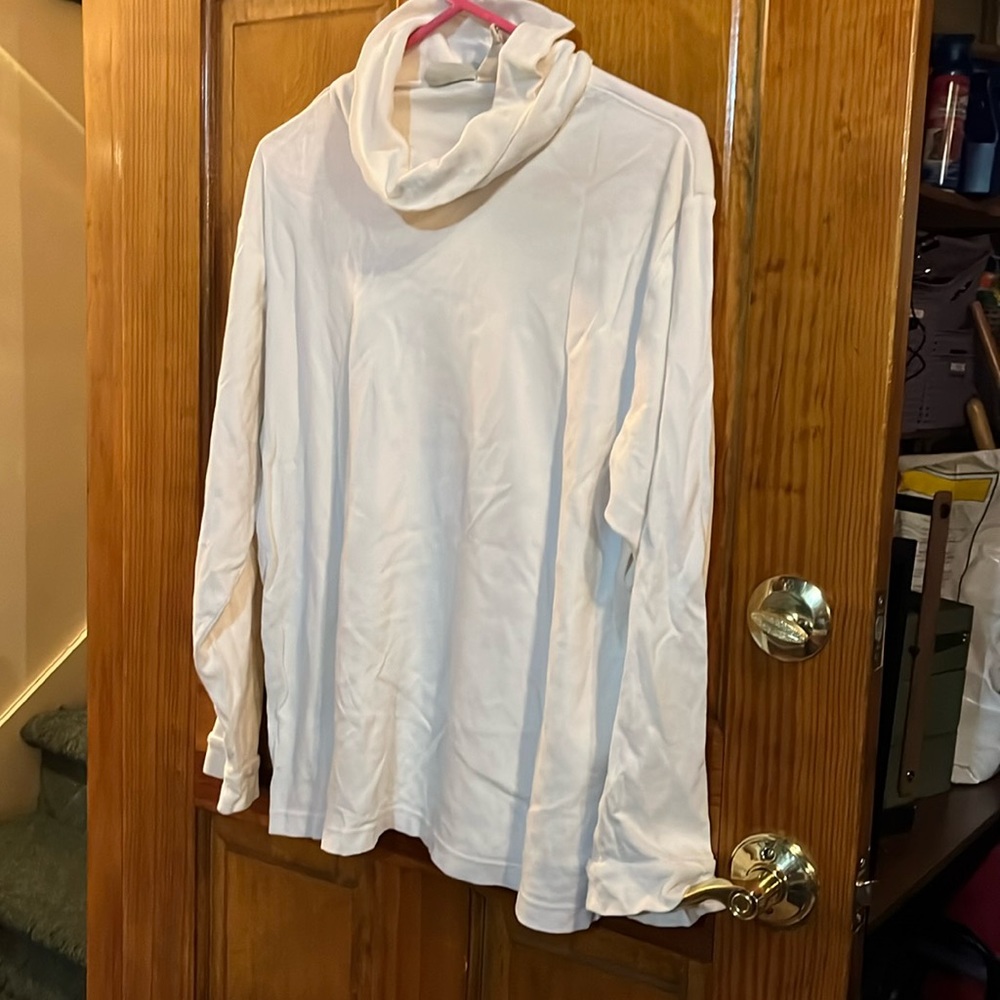 Eddie Bauer White Turtleneck Size XL